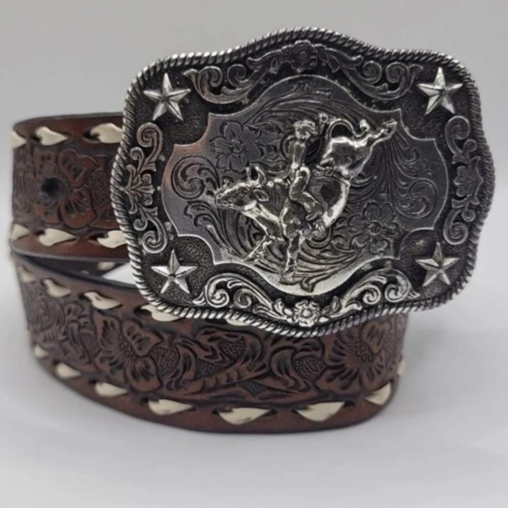 NOCONA Western brown tooled  leather white buckstitch belt & Bull Buckle sz 24